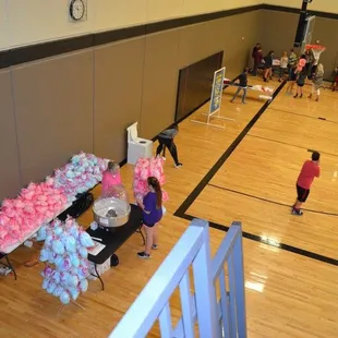 260 bags of cotton candy!!!!!!!! Yummmmm!!!