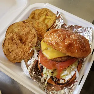 Cheese Burger W/Fried Green Tomatoes