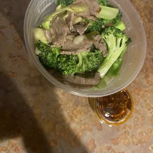 #49 sautéed broccoli, with beef, no cashews