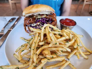Rollin Smoke Barbeque
