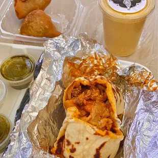 kati roll, naan stop flavor: chicken takka masala, samosas x 2, Mango Lassi (04/2023)