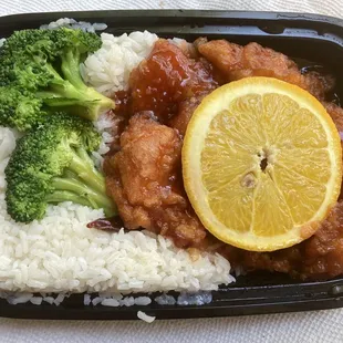 Orange chicken came with broccoli, I chose white rice. Lovely burn in the sauce. I&apos;d add extra broccoli next time.