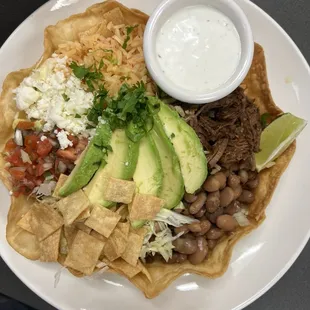 Taco salad w tortilla shell , u can choose protein