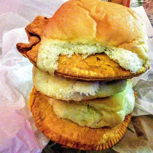 Beef patties with cheese and coco bread