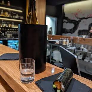 Cold sake and hand rolls