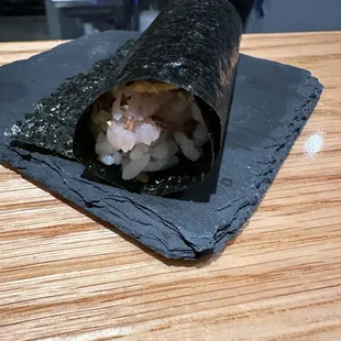 Hamachi Hand Roll