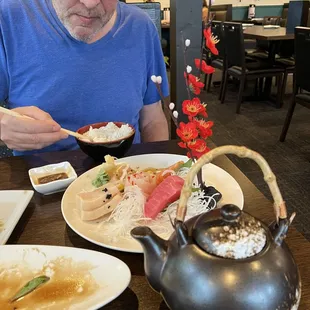 Sashimi with green tea!