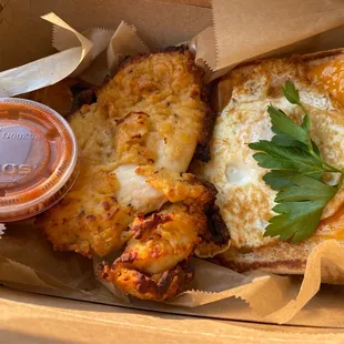 chicken wings, fried chicken wings, chicken wings and fried chicken, poultry, bbq wings, fried chicken, food, bbq chicken, chicken