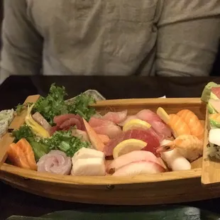 Sushi boat