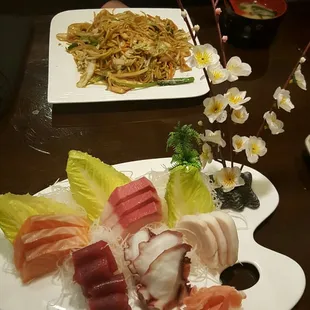 Chicken lo mein   Sushimi regular