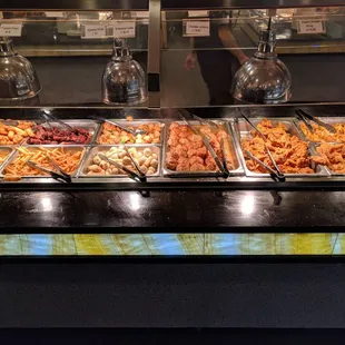 chicken wings and fried chicken