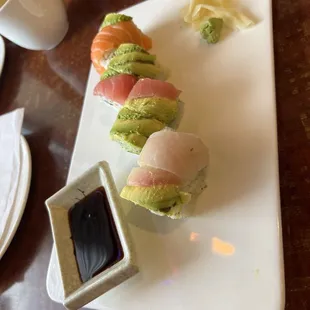 Rainbow roll