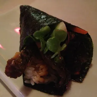 5. Salmon Skin Hand Roll