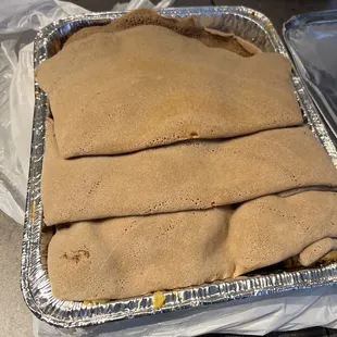 Katar Combo - small good for 2; injera on top