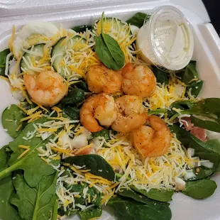 Salad with shrimp