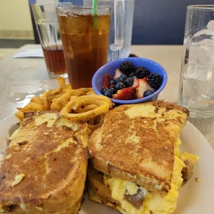 Egg Stuffed French Toast