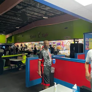 REV.CEEE AND KENNY THURSDAY NIGHT ADULT SKATE SESSION!