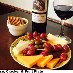 Kate's Cheese, Crackers &amp; Fruit Plate