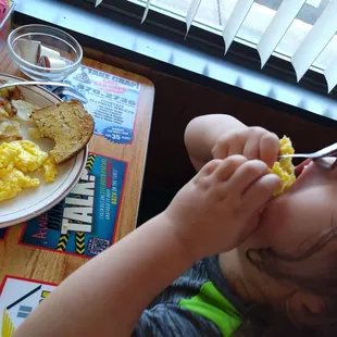 My little chaos gremlin devoured his breakfast!