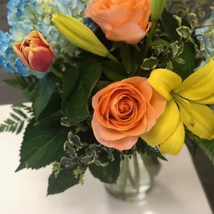 Bright &amp; Vibrant Designer&apos;s Choice Medium Bouquet