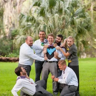 Groomsmen/Dudette with the Super Groom