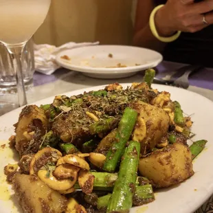 Kaju Aloo Kwa Gasha