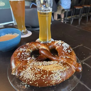 Large Pretzel