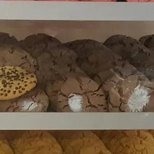 a variety of cookies