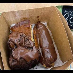 dough desserts, food, donuts