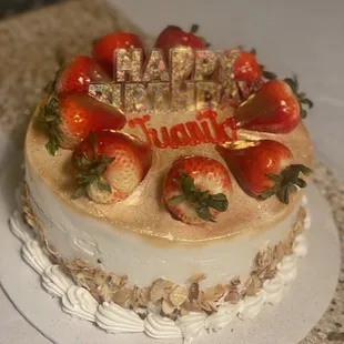 The best 3leches cake I've had. And I LOVE how they decorated it.