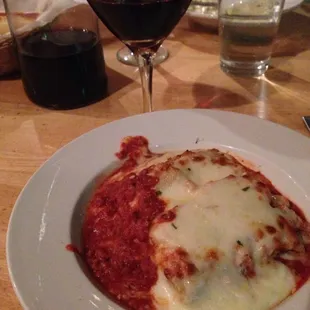 Lasagna and chianti
