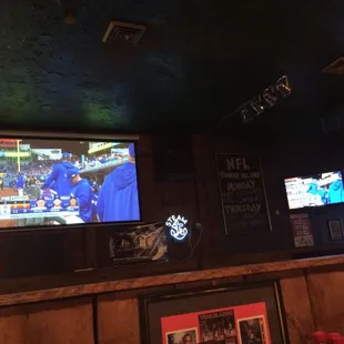 Large screen for sports