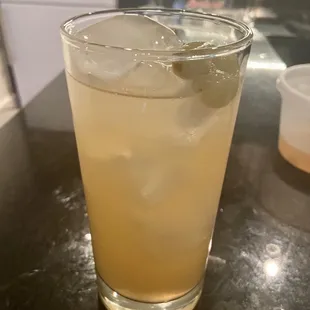 Guava lemonade (in a glass)