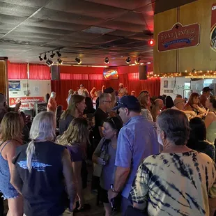 Sunday Jam!  Standing Room only.   A lot of musicians just come out to see old friends and make new ones!