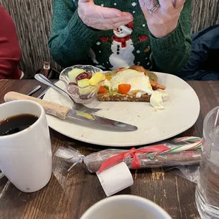 This is an avocado toast with an egg on top