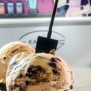 Ferrer Richer, Coffee, &amp; Cappuccino with a tiny shovel :D hecka CUUUUUTE