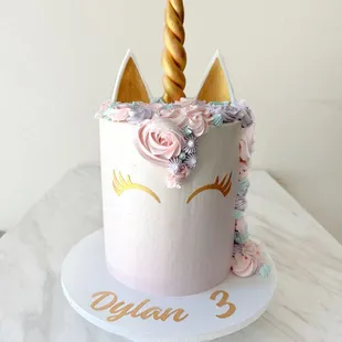 Unicorn theme standard 8&quot; cake
