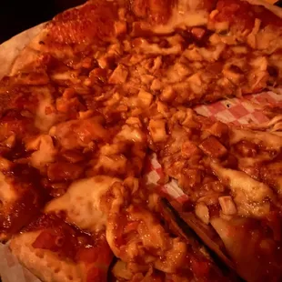 Honey Honey Barbeque Chicken Pizza