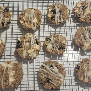 Glazed  Oatmeal White Chocolate with Cranberries