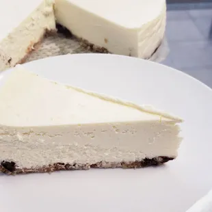 Keto Chocolate Chip Cookie Crust Cheesecake