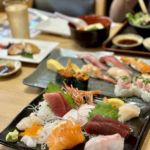 Sashimi (2 servings)