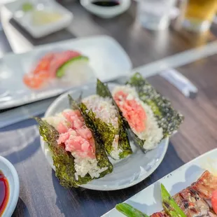 open handrolls (happy hour, $6)