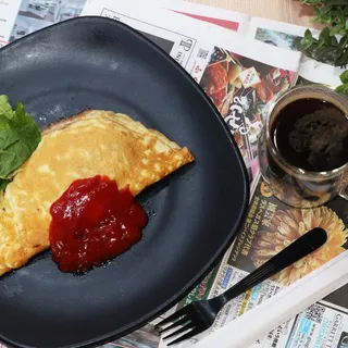 Omu-Rice (Japanese Omelette Rice)