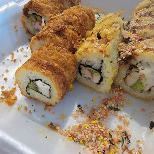 Ordered two different rolls, ended up having the same filling.