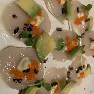 Hokkaido Scallop Sashimi