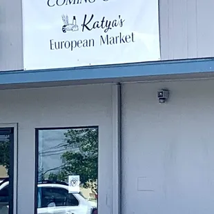 New Katy&apos;s European Market Sign