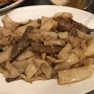 Beef Chow Foon (dry fried)