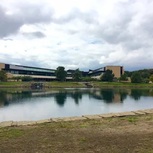 Kauffman Legacy Park lake view with Kauffman foundation &amp; conference center building at back.  10/01/2016