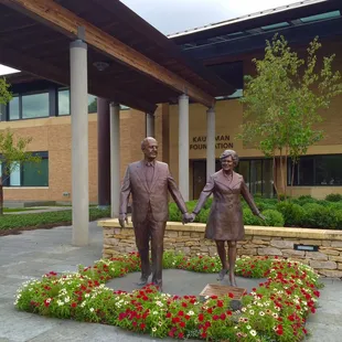 Mr. And Mrs. Kauffman statue right in front of the foundation building.  10/01/2016