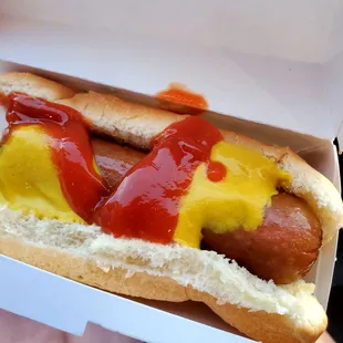 Traditional hot dog (comes in 6 and 12 inches)